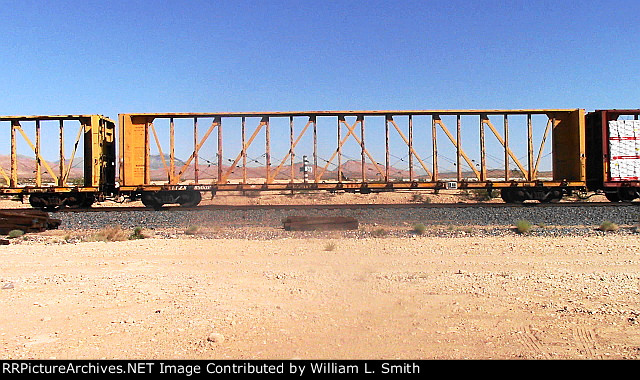 EB Manifest Frt at Erie NV W-MTrnSlv-Pshr -91